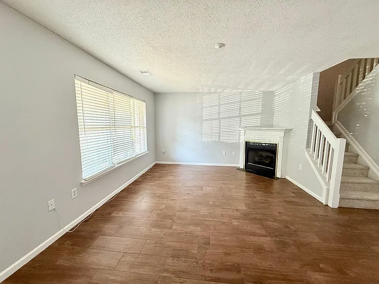 12223 Paperbark Cir — Photo 2