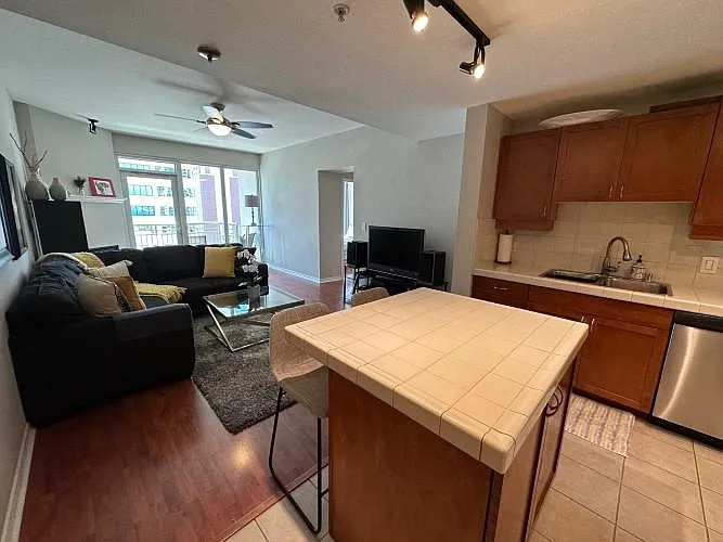 1240 India St #1304 — Photo 9