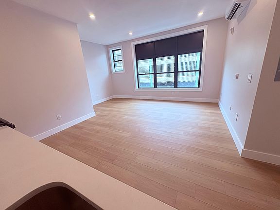 5th image of 18 Church St #5