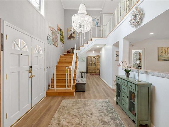 4th image of 4635 Esparto St #2