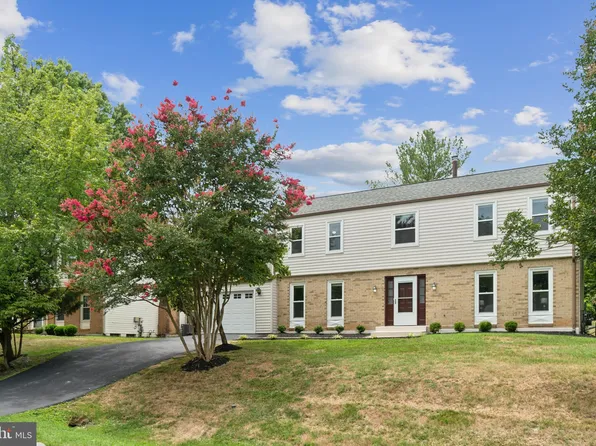 15224 Apricot Ln, Gaithersburg, MD 20878