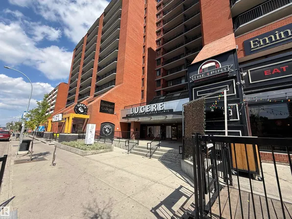 10145 109th St NW #409, Edmonton, AB T5J 3M5