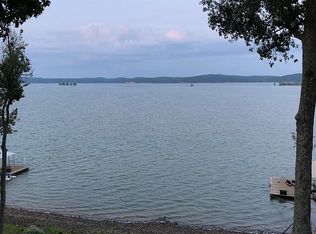 52 John Downs Ct, New Concord, KY 42076