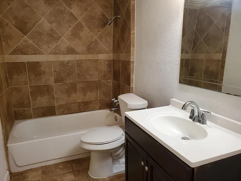 2020 S Congress Ave #1202 — Photo 19