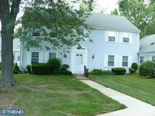 317B Stowe Ln, Monroe Township, NJ 08831