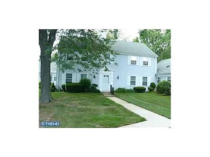 317B Stowe Ln photo 1