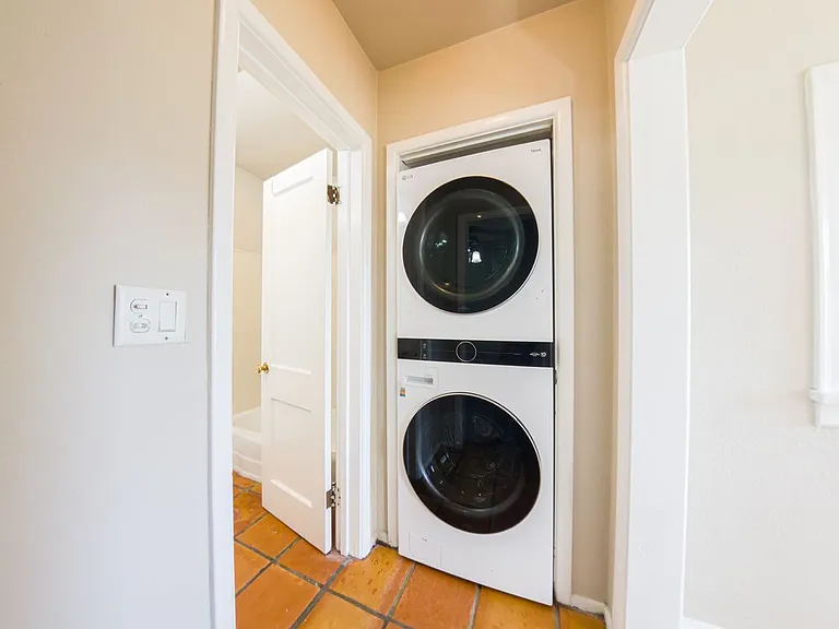 1001 Maish Ave — Photo 11