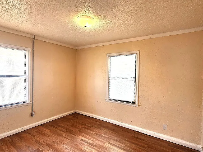 522 E Curtis Dr — Photo 20
