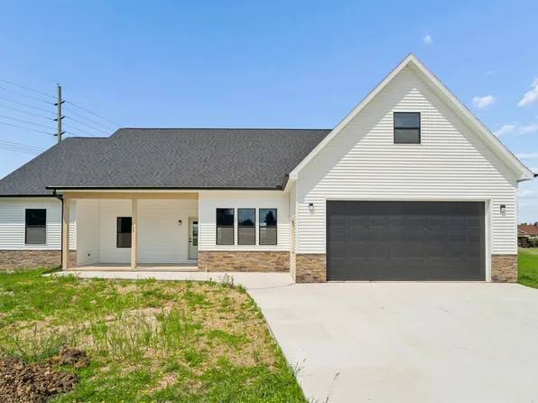 535 Pheasant Dr, New London, WI 54961