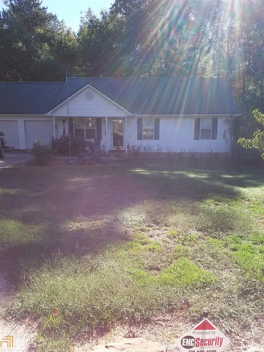 168 Lake Forest Dr photo 1
