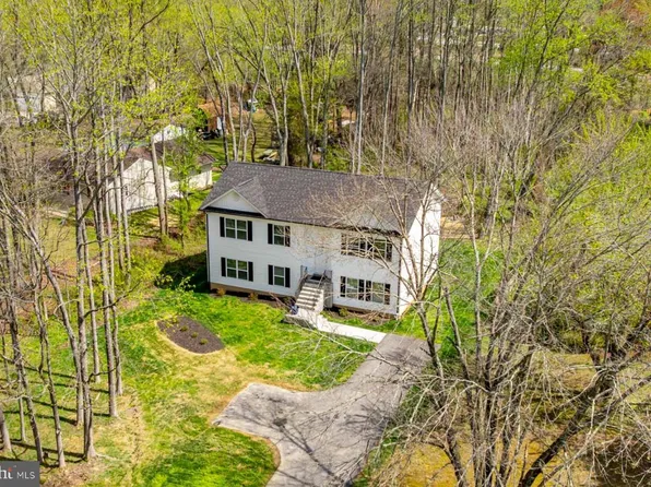 2740 Stavors Rd, Waldorf, MD 20603