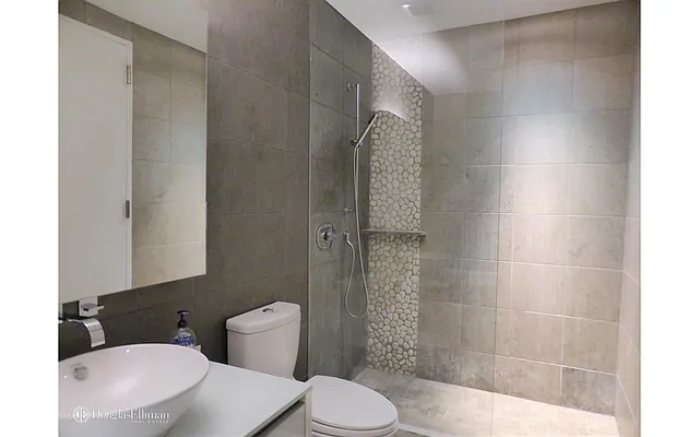 Rented by Douglas Elliman | media 8