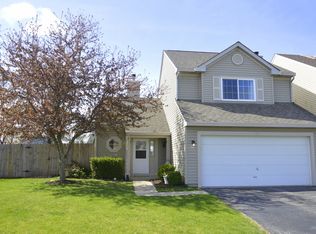 143 W Honeysuckle Dr, Round Lake Beach, IL