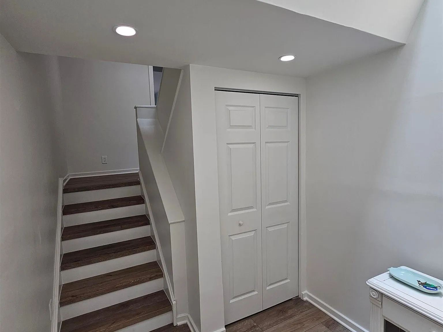 3 bed, 2.5 bath, $2,000 — Photo 2