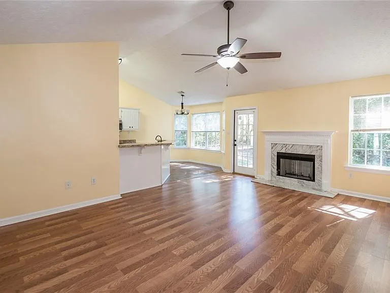 118 Jimmy Reynolds Dr — Photo 5
