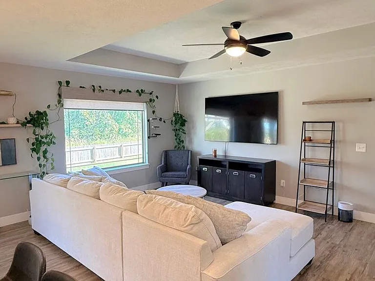 604 N Eagle Park Dr — Photo 10