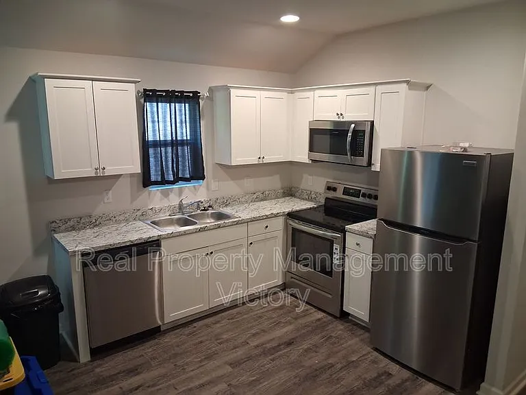 12516 Waterbury Way — Photo 7