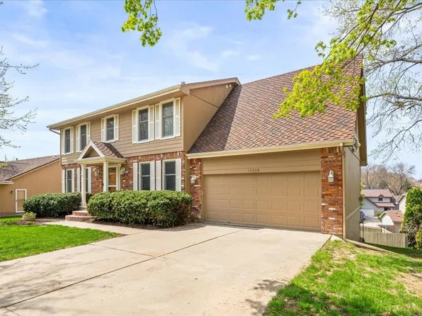 14948 Hawthorne Ave, Omaha, NE 68154