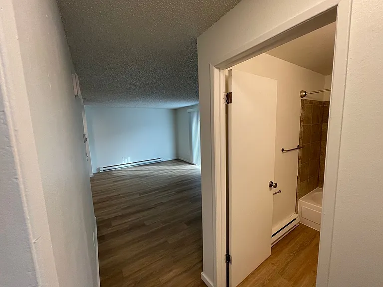 Amberwood Club — Photo 16