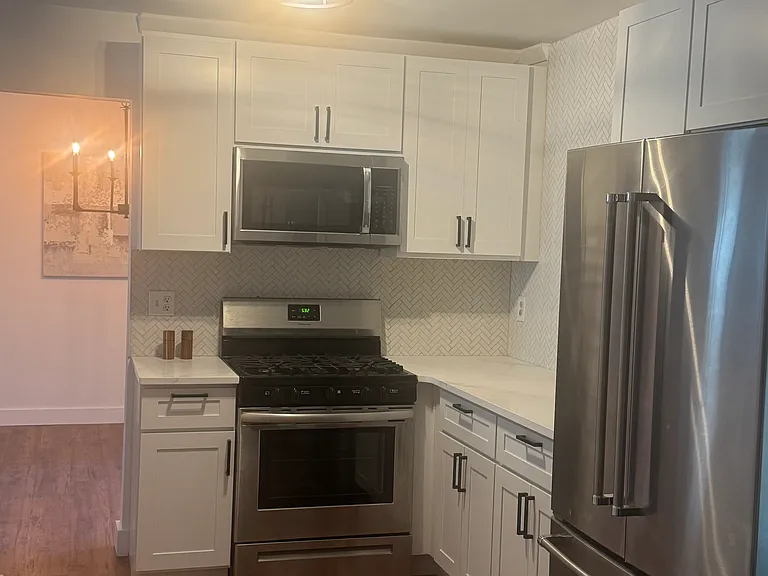 1050 Parkwest Ct — Photo 12