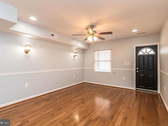 4th image of 417 N Ellwood Ave