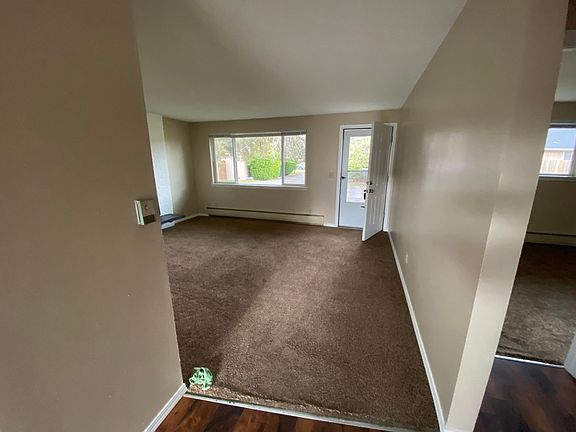 4th image of 712 16th St SE