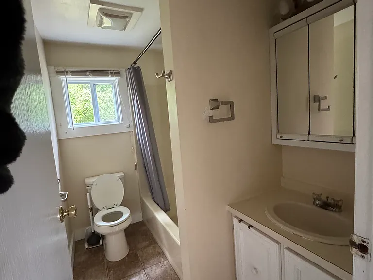 21 Maybrey Dr #1 — Photo 4