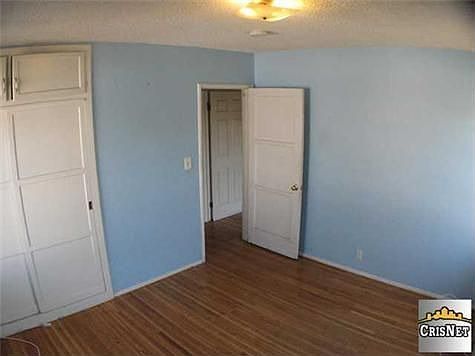 5th image of 7947 Kenyon Ave