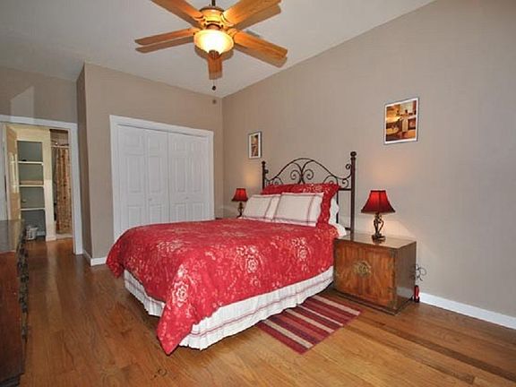 4th image of 501 Fulton St
