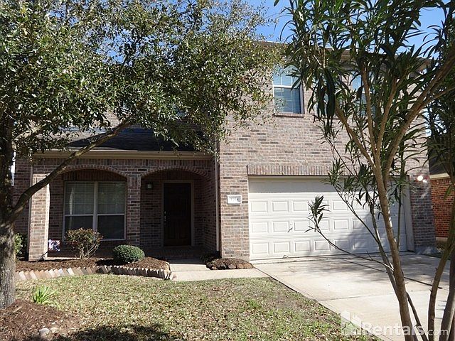 1st image of 9938 Driftwood Park Dr