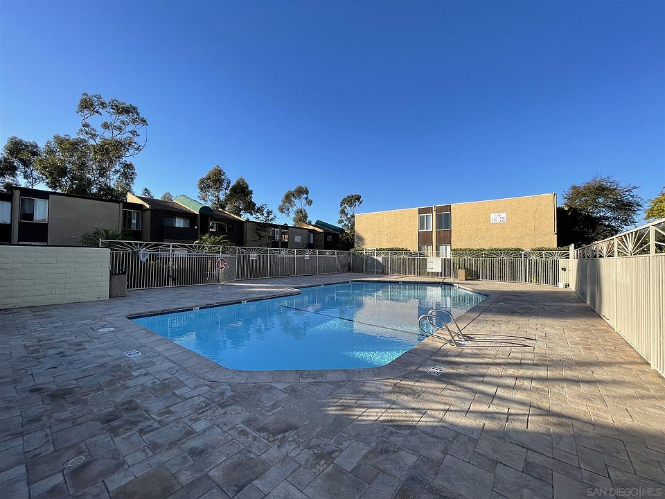 1st image of 3454 Castle Glen Dr Unit 236