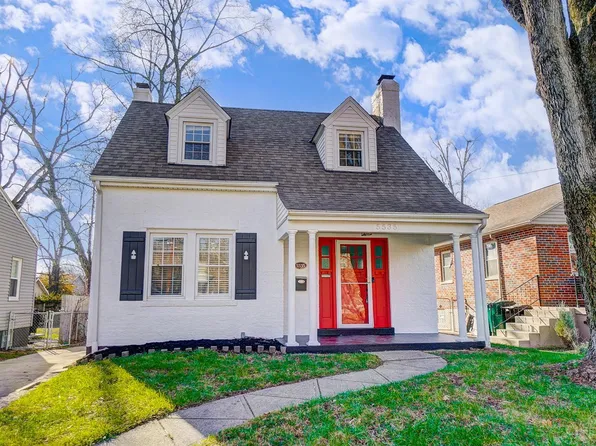 5535 Davies Pl, Cincinnati, OH 45227