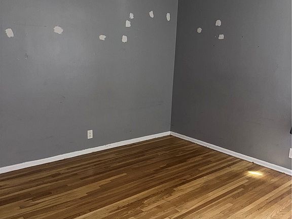 5th image of 730 E J St