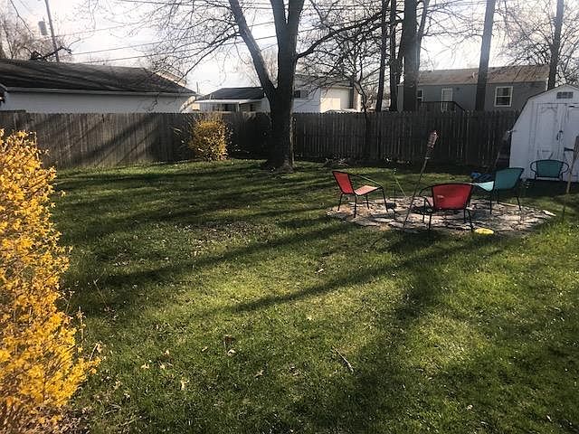 2nd image of 3450 Devin Rd