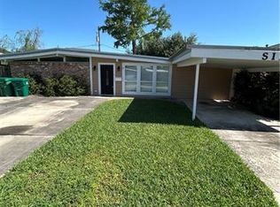 6 Laux Manor Dr, Metairie, LA 70003