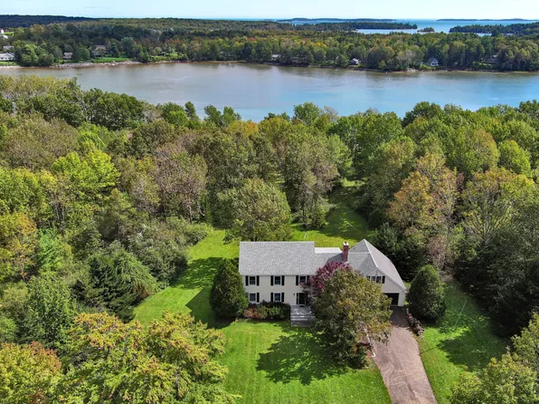 28 Townbar Road, South Thomaston, ME 04858