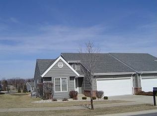 824 Pheasant Dr, Crown Point, IN 46307