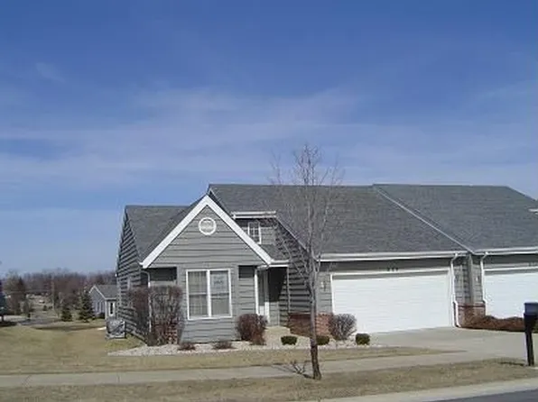 824 Pheasant Dr, Crown Point, IN 46307