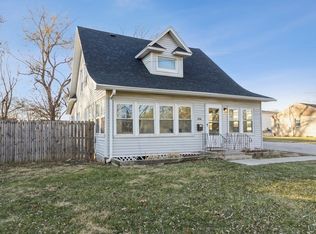 636 13th St, West Des Moines, IA 50265