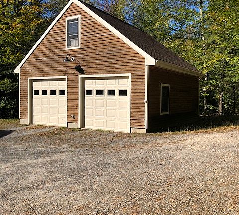 Separate detached garage