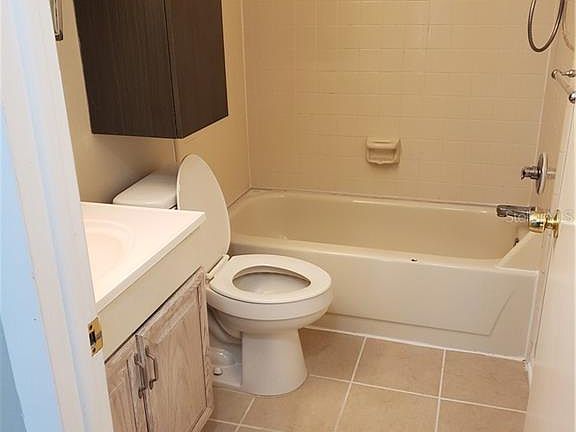 5th image of 3948 Tumble Wood Trl APT 202