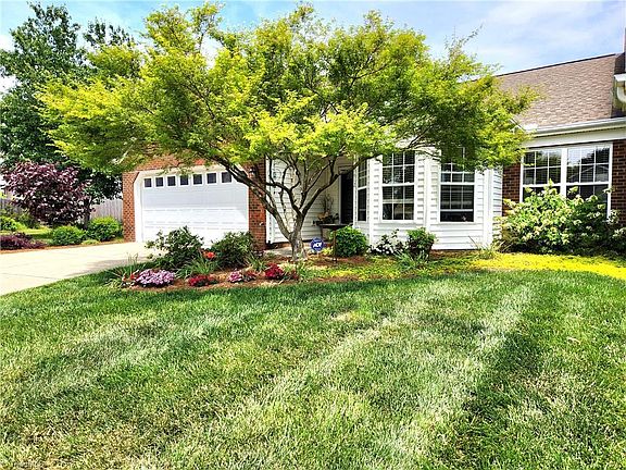 2nd image of 3612 Grandway Cir