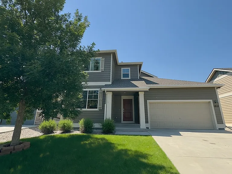 1951 Winamac Dr — Photo 14