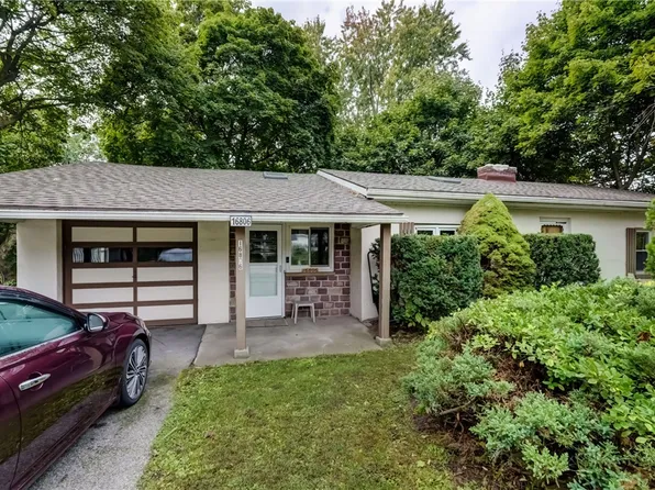 16806 Ridge Rd, Holley, NY 14470