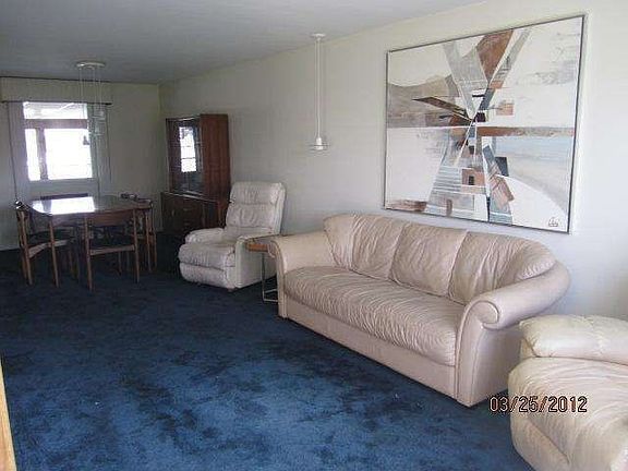 2nd image of 50 Park Forest Dr