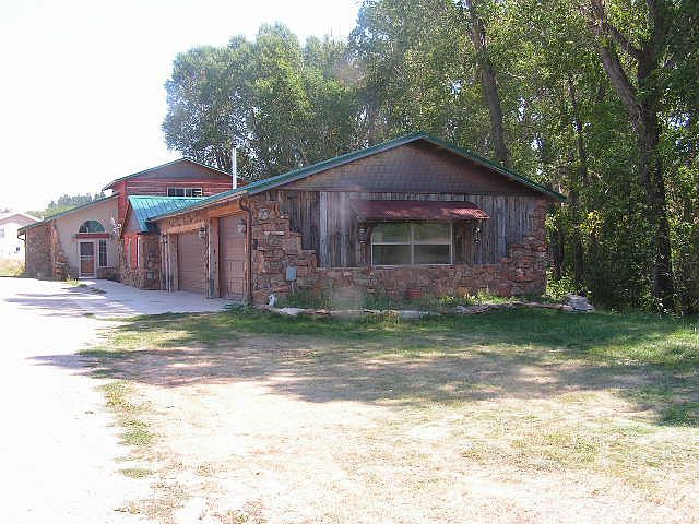 2nd image of 835 Upper Spring Creek Rd