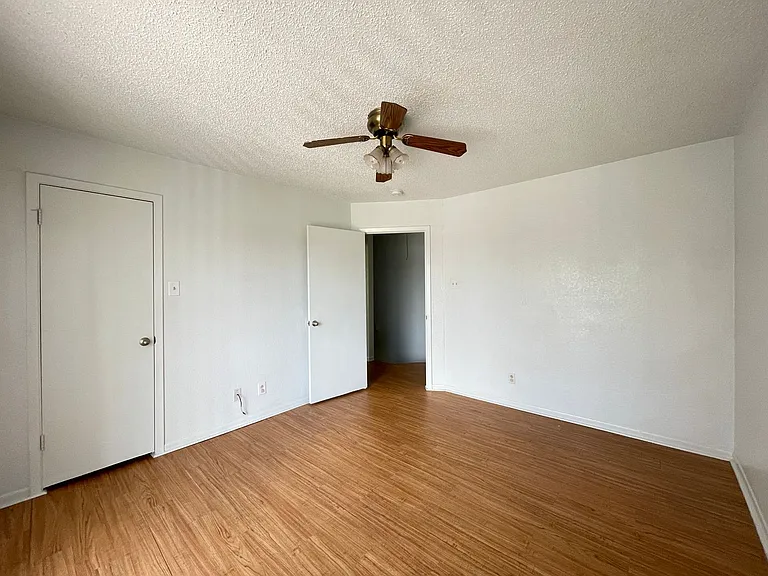 1704 Bundrant Dr — Photo 28