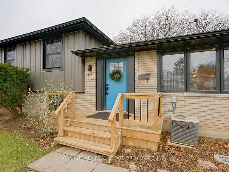 13 Dunwich Dr — Photo 3