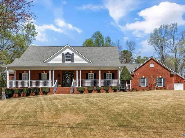 203 Kelsey Lynn Ln, Huntsville, AL 35806