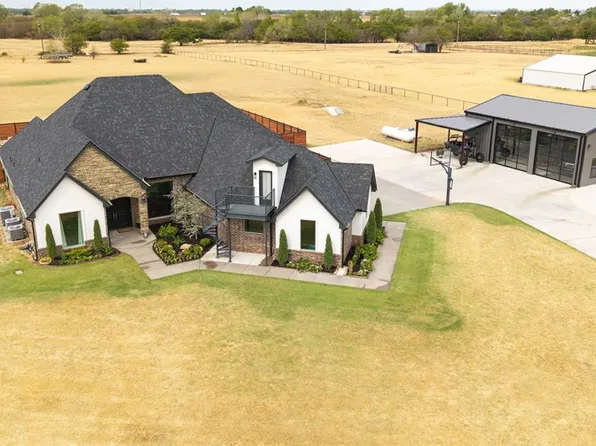 311 Scissortail Ln, Tuttle, OK 73089